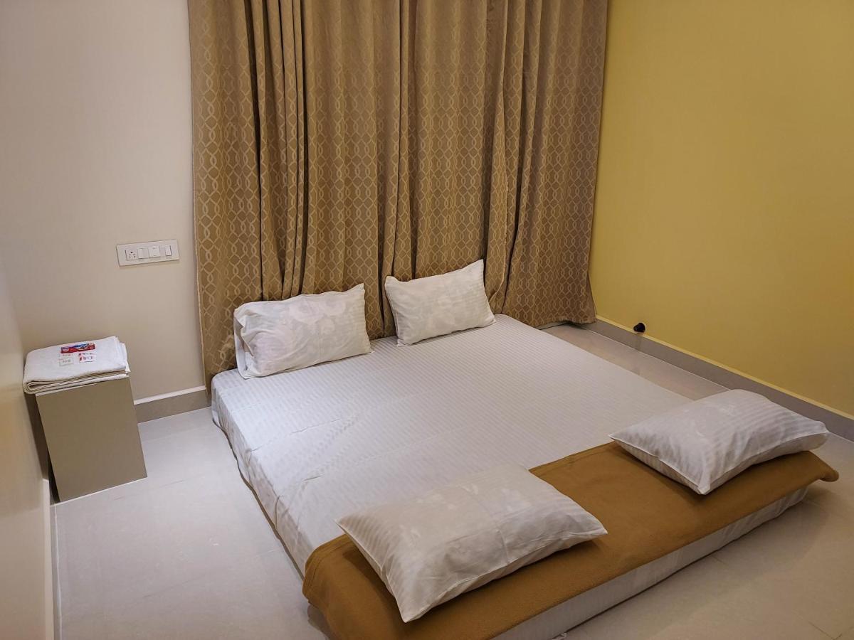 Srirangam Service Apartment Tiruchirappalli Eksteriør billede