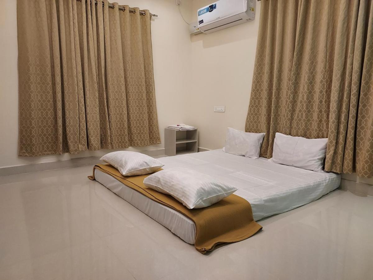 Srirangam Service Apartment Tiruchirappalli Eksteriør billede