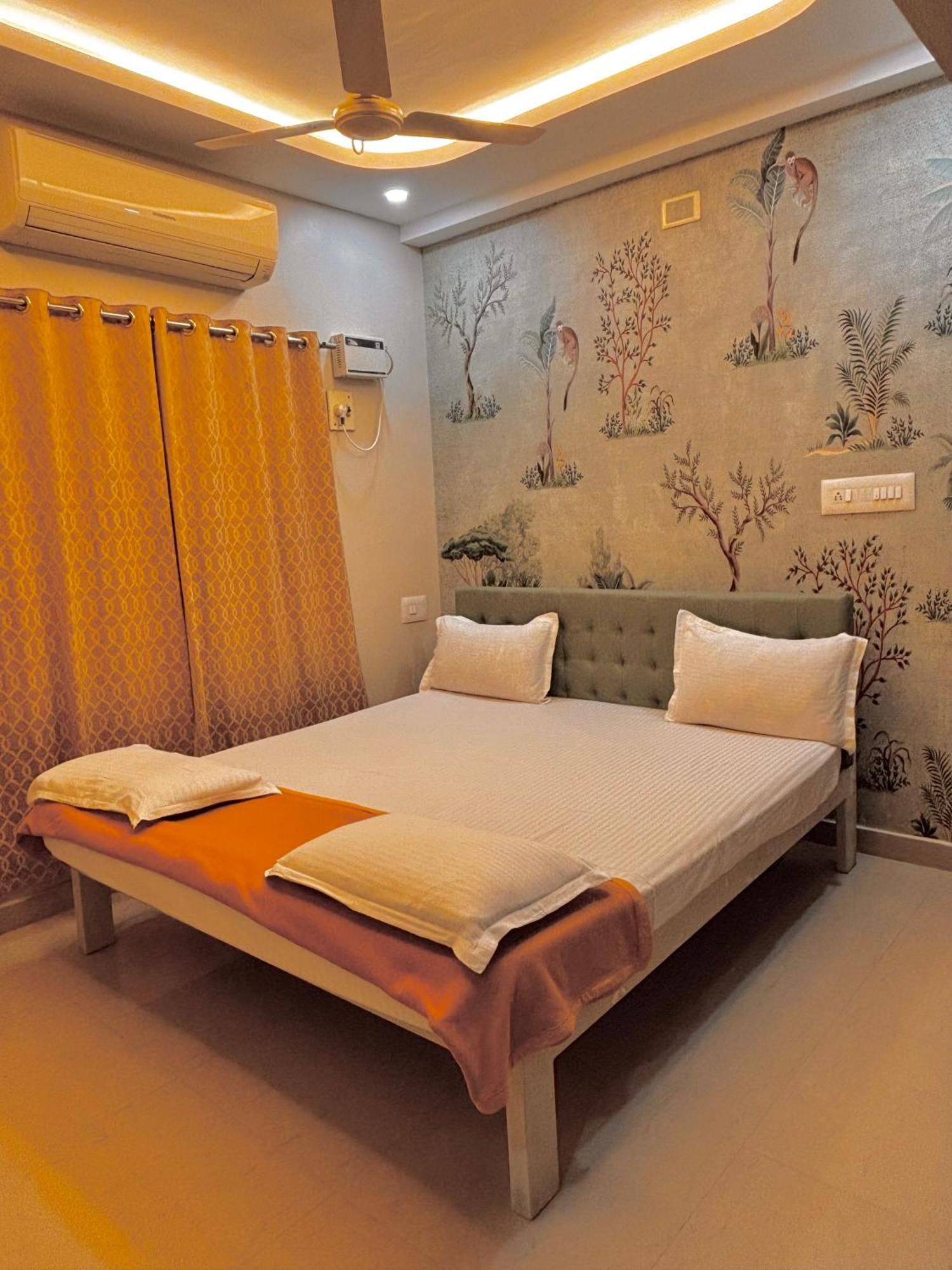 Srirangam Service Apartment Tiruchirappalli Eksteriør billede